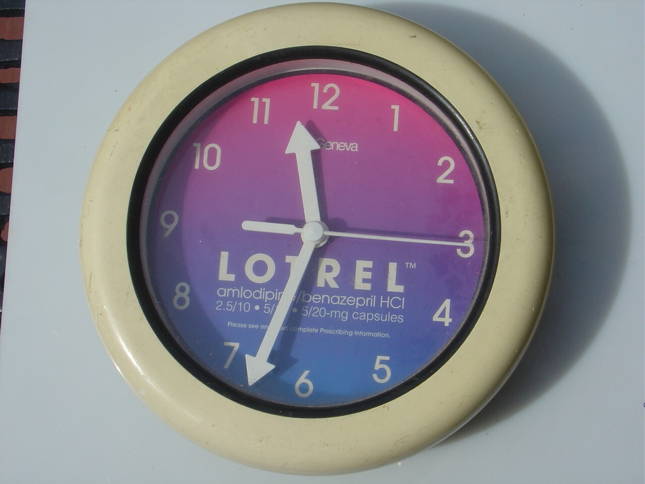 Lotrel Hanging Wall Clock Promotional ? Pharmaceutical Advertising Drug Sale Rep