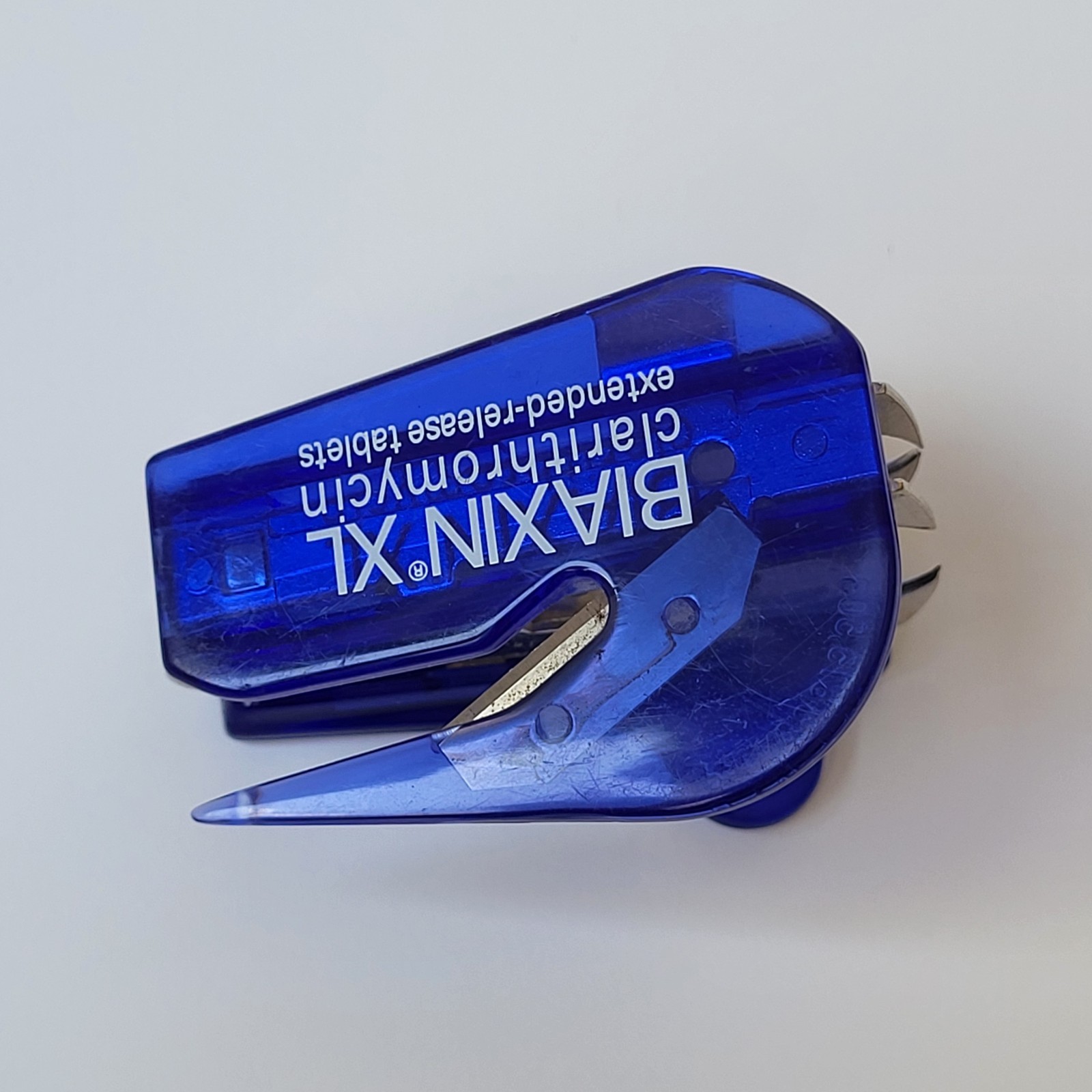 BIAXIN XL Pharmaceutical Drug Rep Blue Stapler Remover Letter Opener Collectible