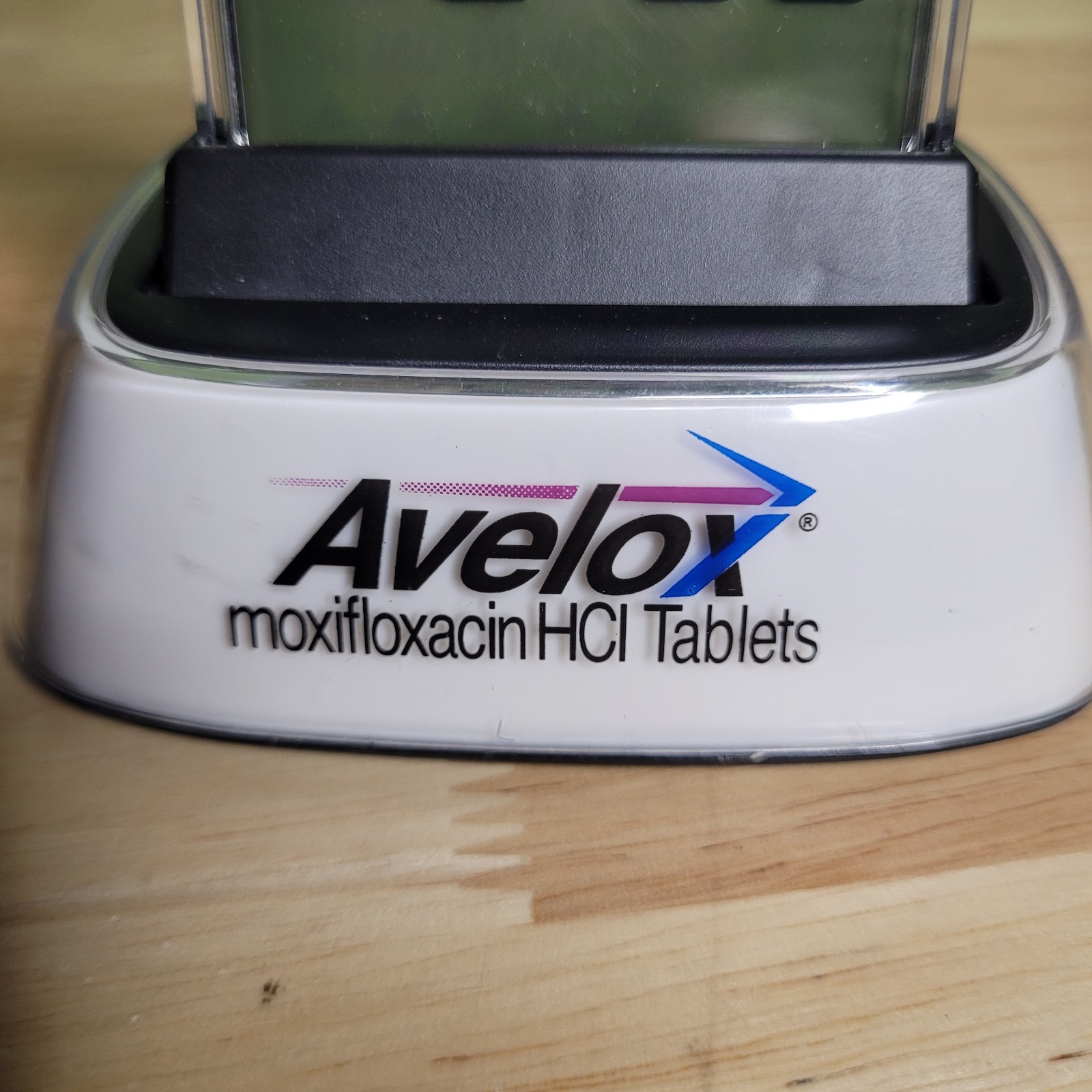 Avelox Moxifloxacin HCl LCD Desk Clock Temp Date Timer Alarm Drug Rep Promo