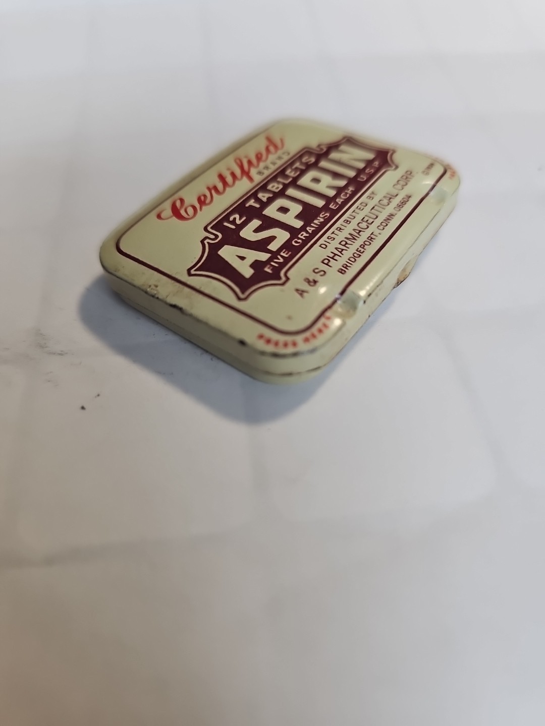 Open Box 1939 Certified Brand Aspirin 12 Tablet Pocket Pill Tin Antique Mini Tin