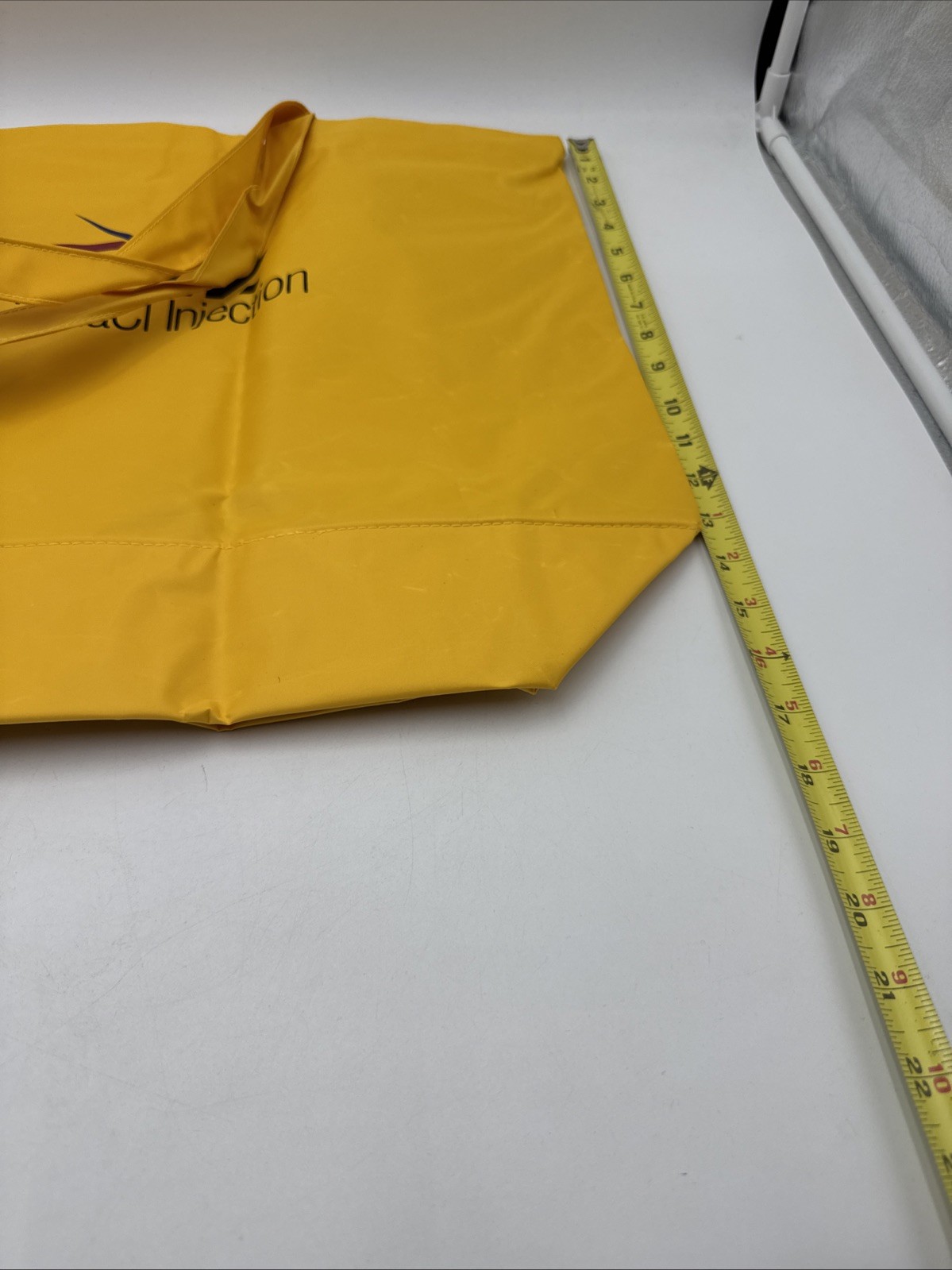 Huge Avelox Vinyl Zippered Tote Drug Rep Pharmaceutical Promo Advertising Yellow