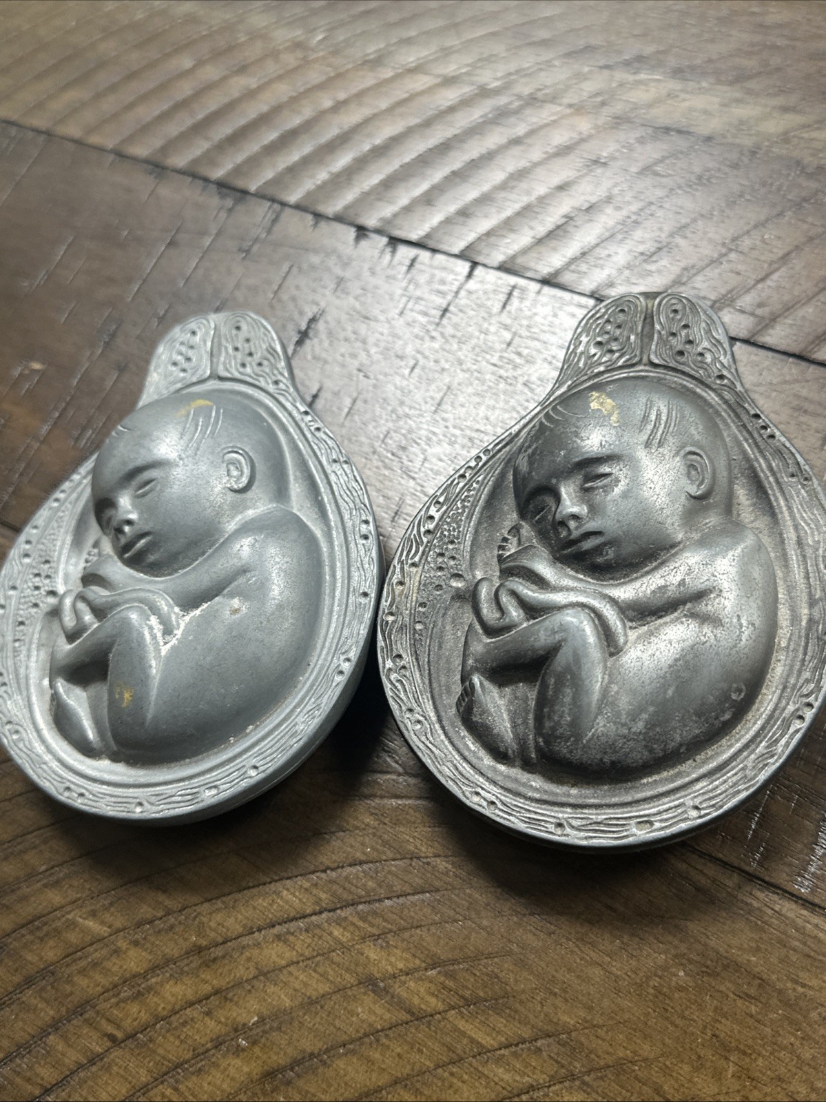 2 Parke-Davis TABRON 1950s Vintage Pharmaceutical Pewter Fetus Paperweight VGC