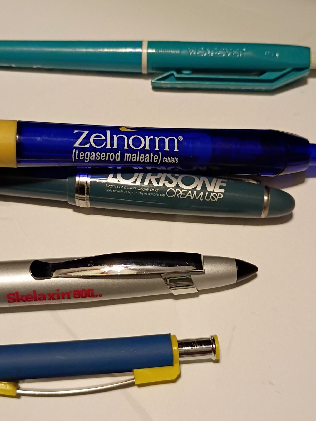 Pharmaceutical Pens Drug Rep Lot of 36 Symbyax, Lodine, Centrax, Claritin & More