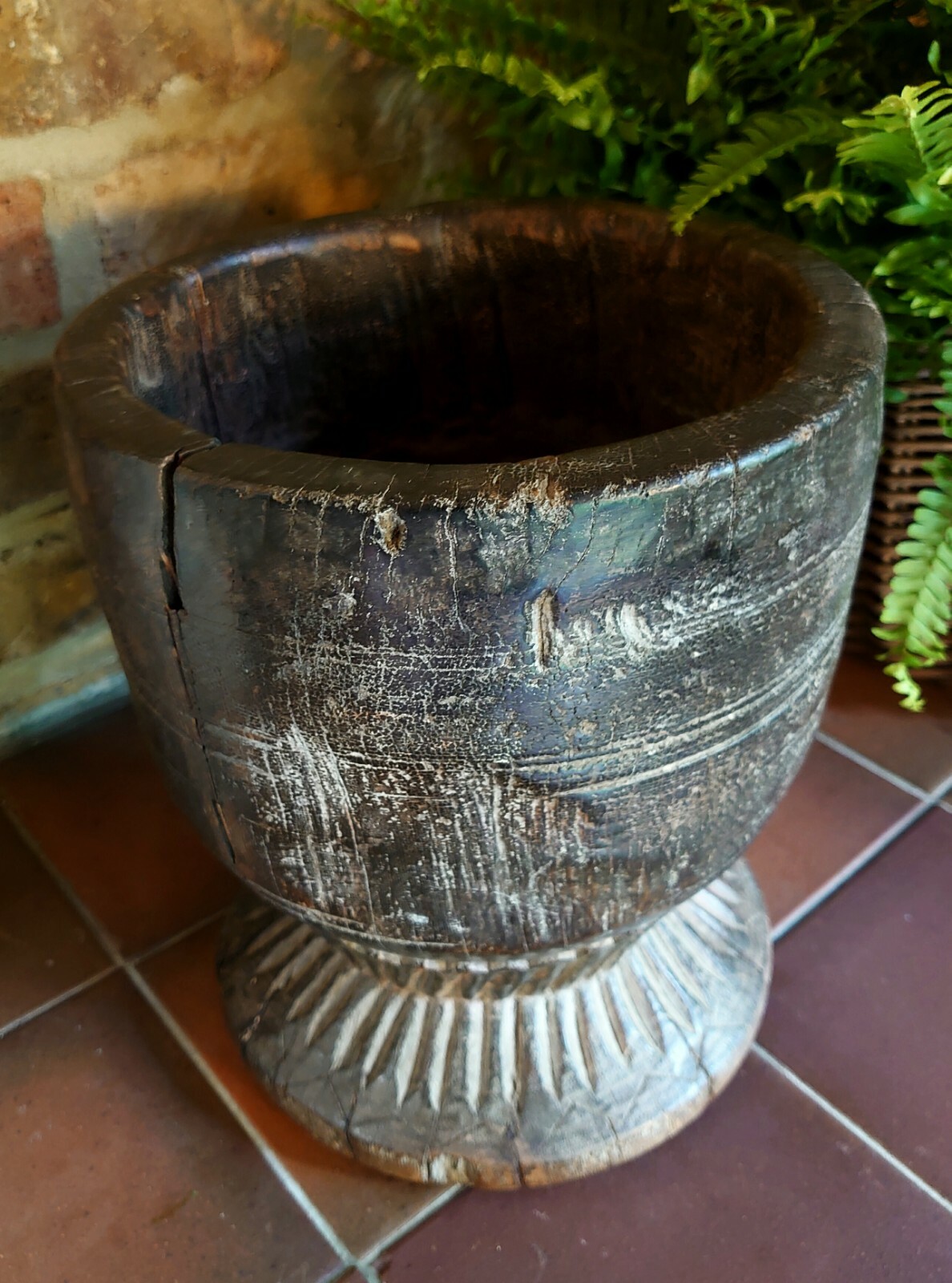 Large 17th Century apothecary hardwood mortar/Wassail Bowl? – carved detailing 