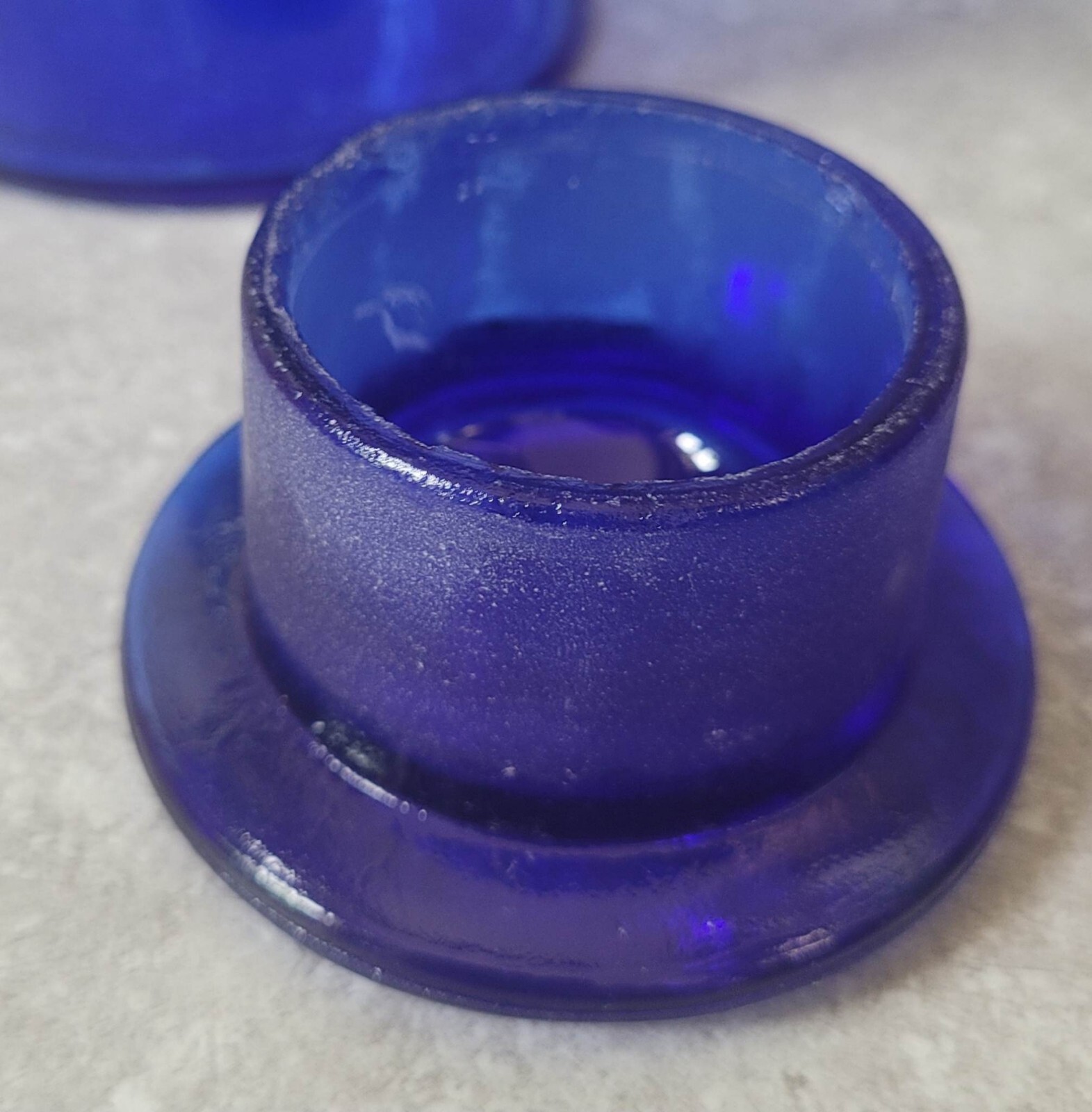 Vtg Blue Ground Glass 8 1/2″ Apothecary Pharmacy Medicine Stash Jar FREE US SHIP