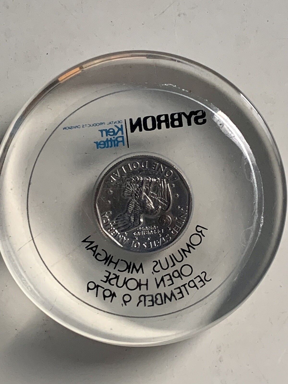 Pharmaceutical Drug Rep Collectible Susan B Anthony Paperweight Kerr Ritter Sybr
