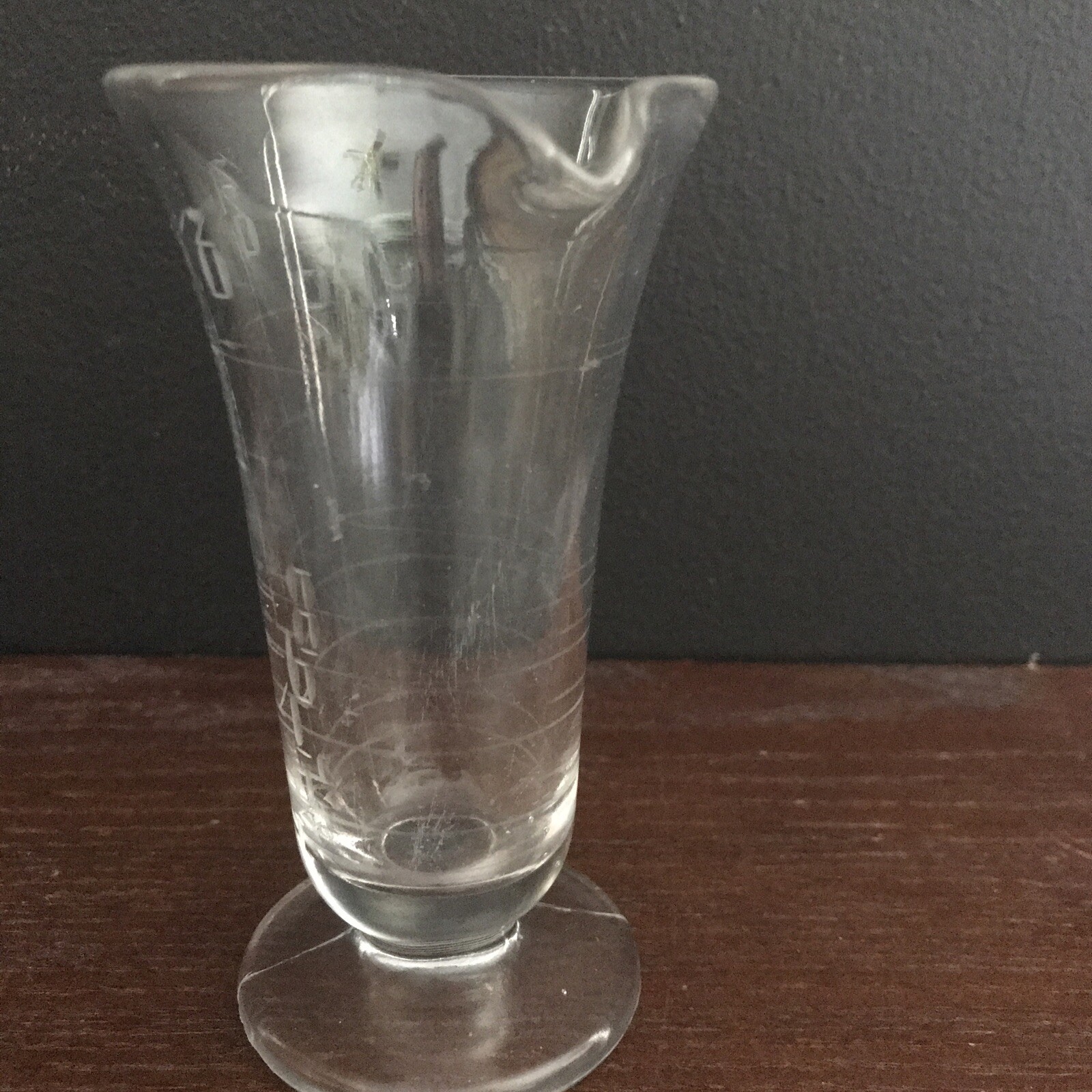 1940’s Mortar Pestle Clear Glass Beaker Apothecary Etched Footed Spout Mixology