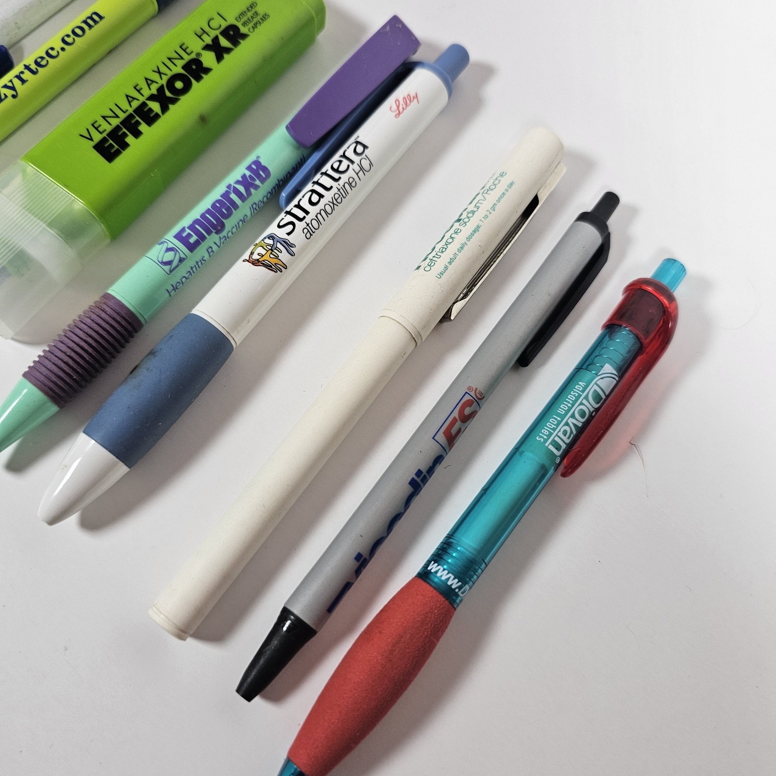 Lot Plastic Pharmaceutical Drug Rep Pens Medical Collectibles
