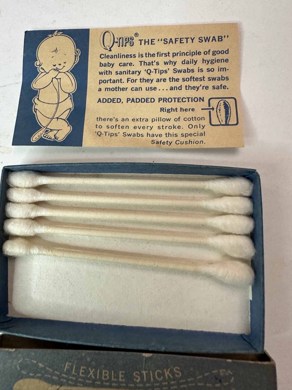 Vintage Q-Tips Cotten Swabs W/Box & Paper! – Cool Pharmacy Memorabilia – Photos
