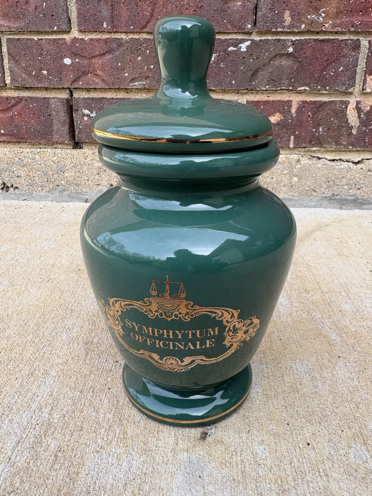 Vintage Eli Lilly Apothecary Jar “Symphytum Officinale” Ceramic Gilt Trim 8.5″ H
