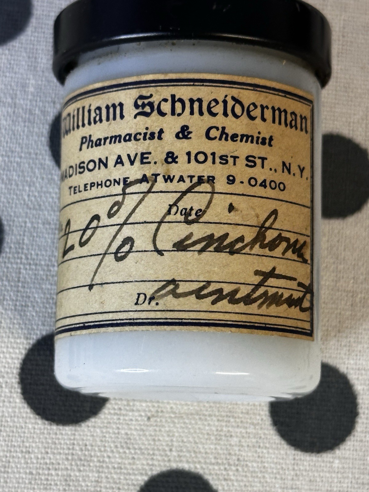 Vintage Apothecary Milk glass Jar w/ Product NYC Pharmacist RARE Display Collect