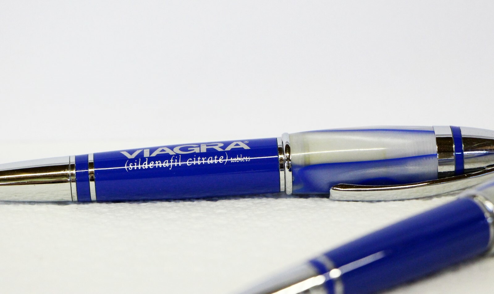 2 Drug Rep Viagra Heavy Metal Pens With A Swirl in the Twist NEW