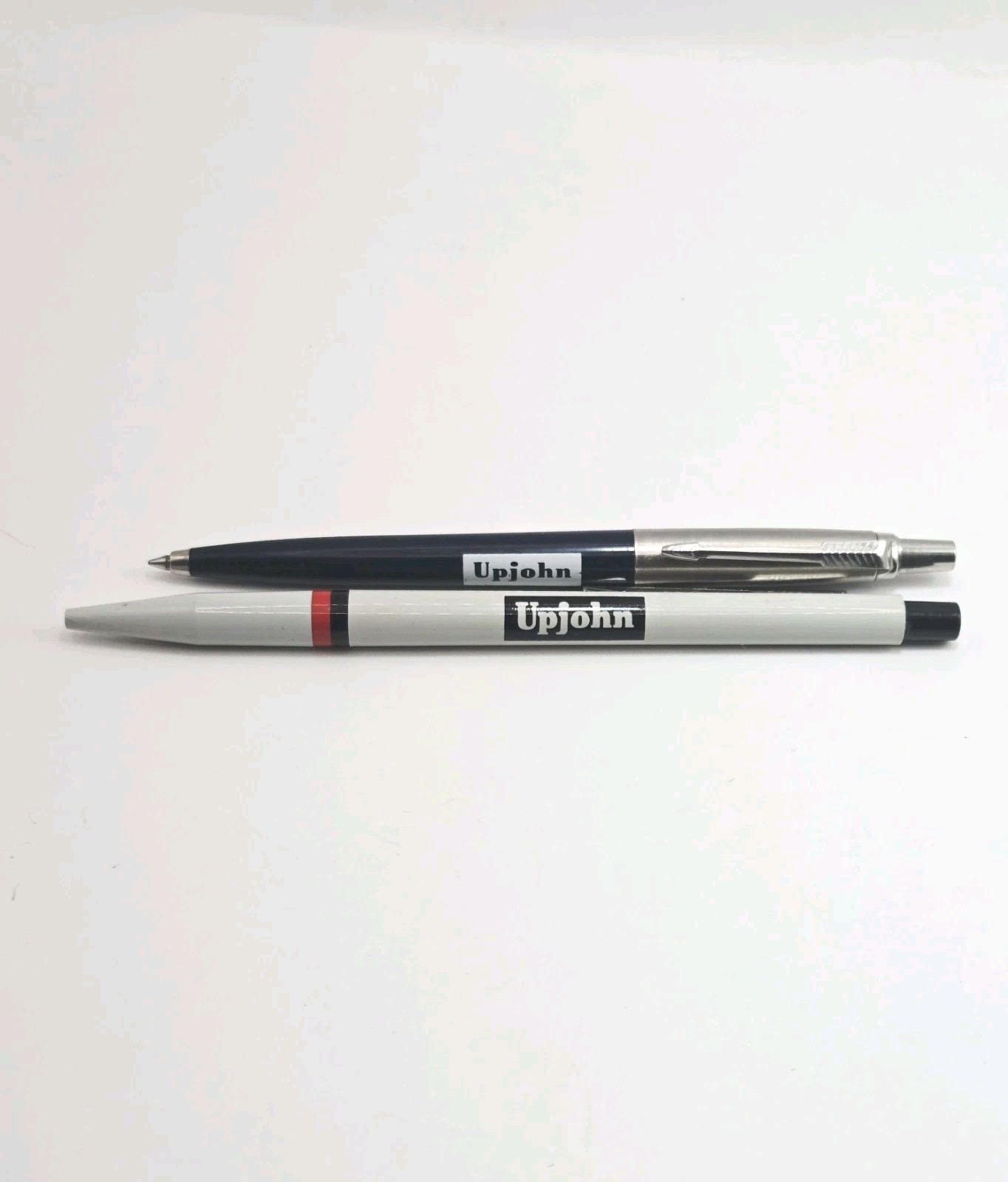 Vintage UPJOHN Medical Company Memorabilia Ball Point Pens Non Working