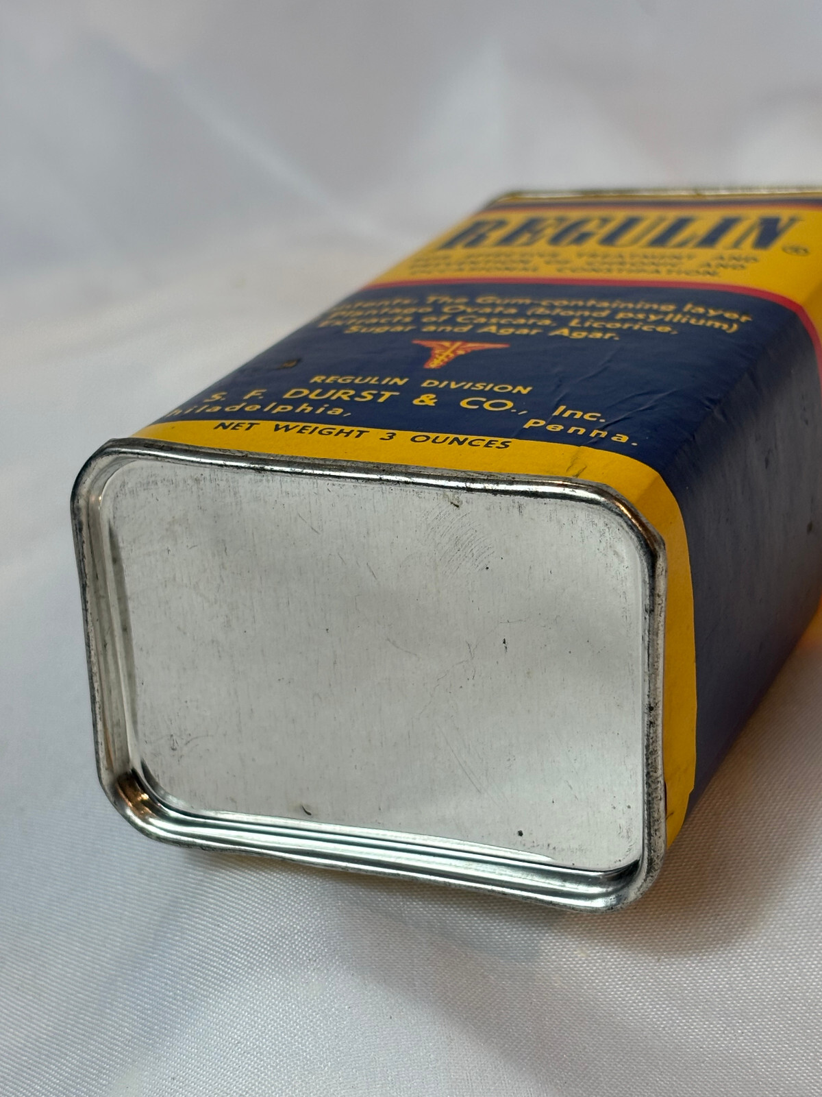 Vtg Regulin Constipation Treatment Cardboard & Metal Container S.F. Durst & Co
