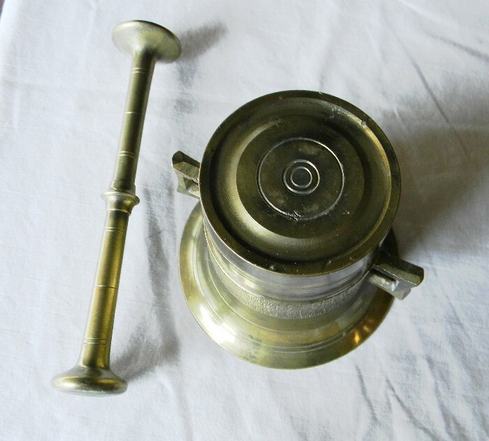 ANTIQUE LARGE SOLID BRASS 4″ TALL MORTAR & PESTLE PHARMACIST CHEMIST APOTHECARY