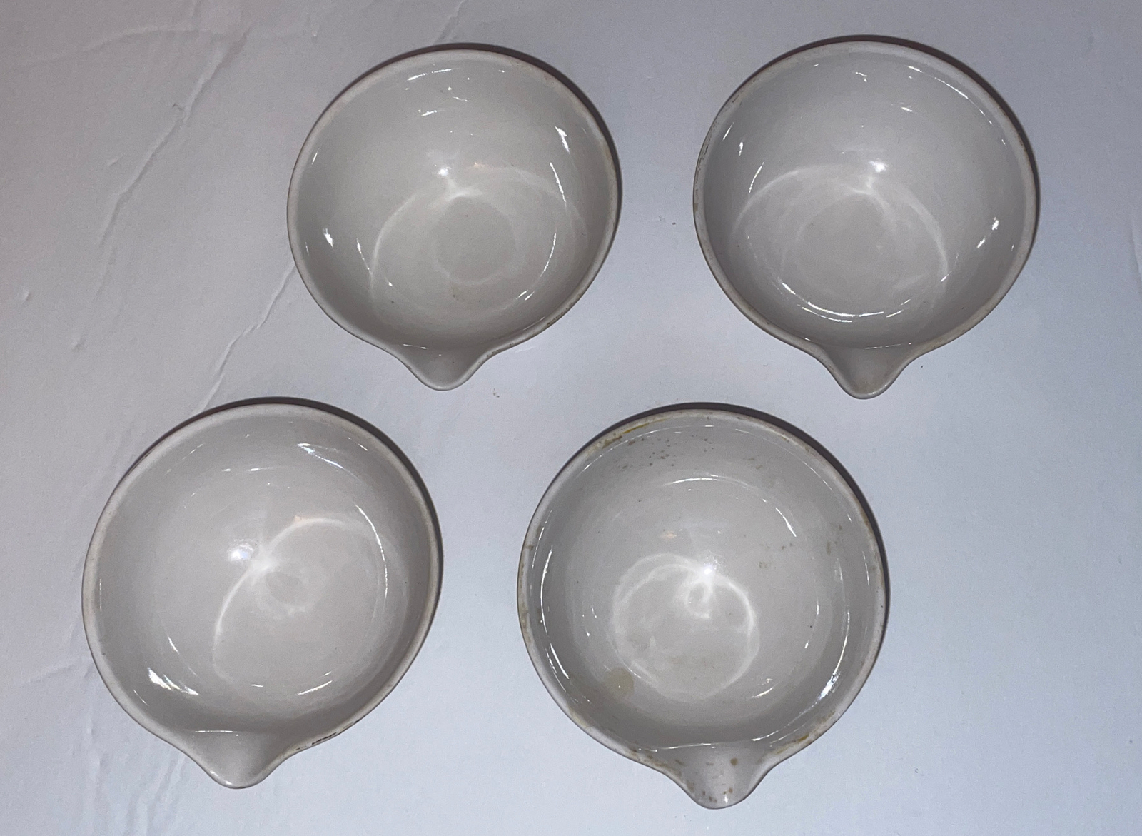 4 Vintage Coors USA White Porcelain Labware Beakers Cups 2-1/2” round with Spout
