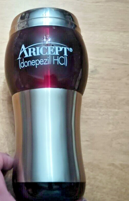 NWT Pharmaceautical Collectable Advertising Aricept (donepezil HCL) Travel Mug