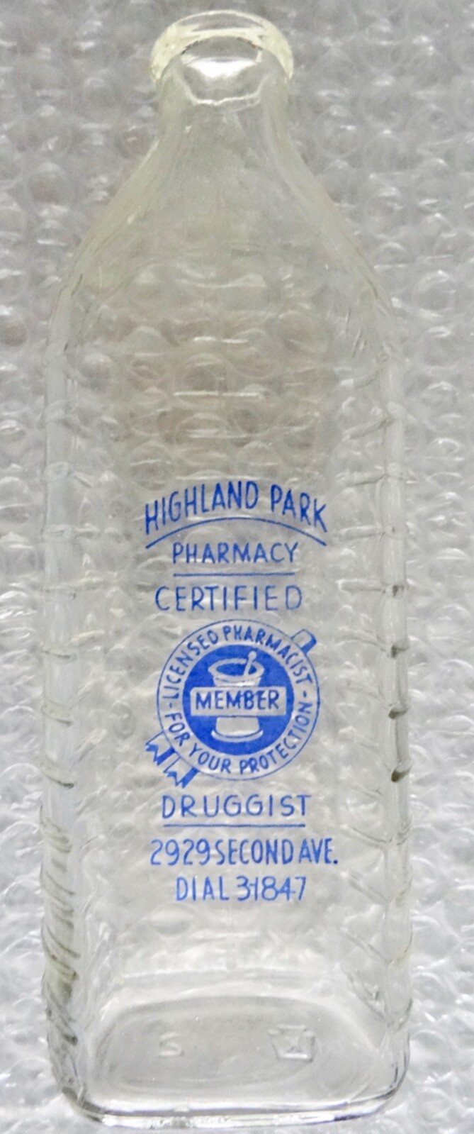 pHARMACISTS AMERICAN SOCIETY HEALTH JEWELRY & DRUGGIST BOTTLE MEDICINE neocurio