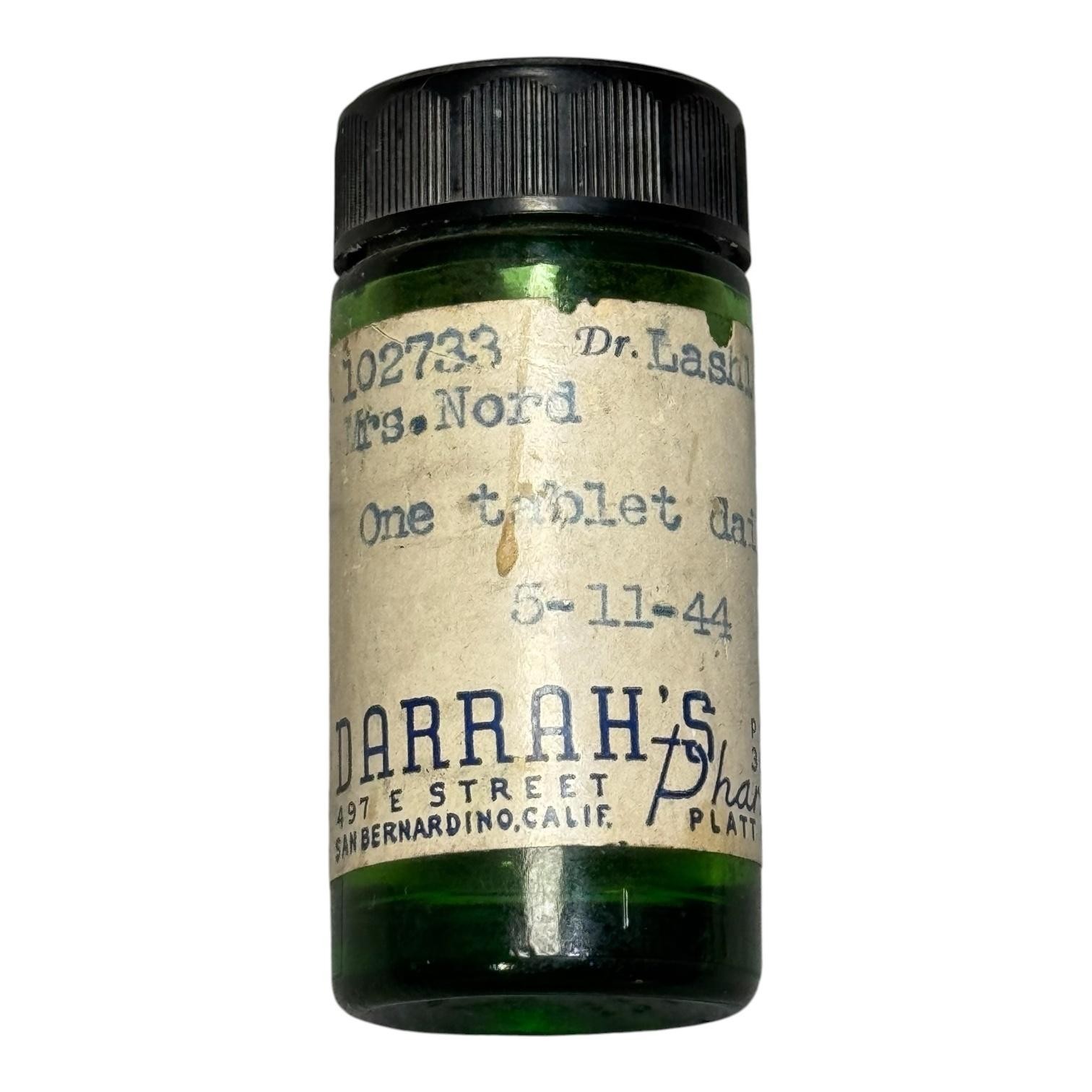 Vintage 1944 Darrah’s Pharmacy Green Glass Prescription Bottle San Bernardino CA
