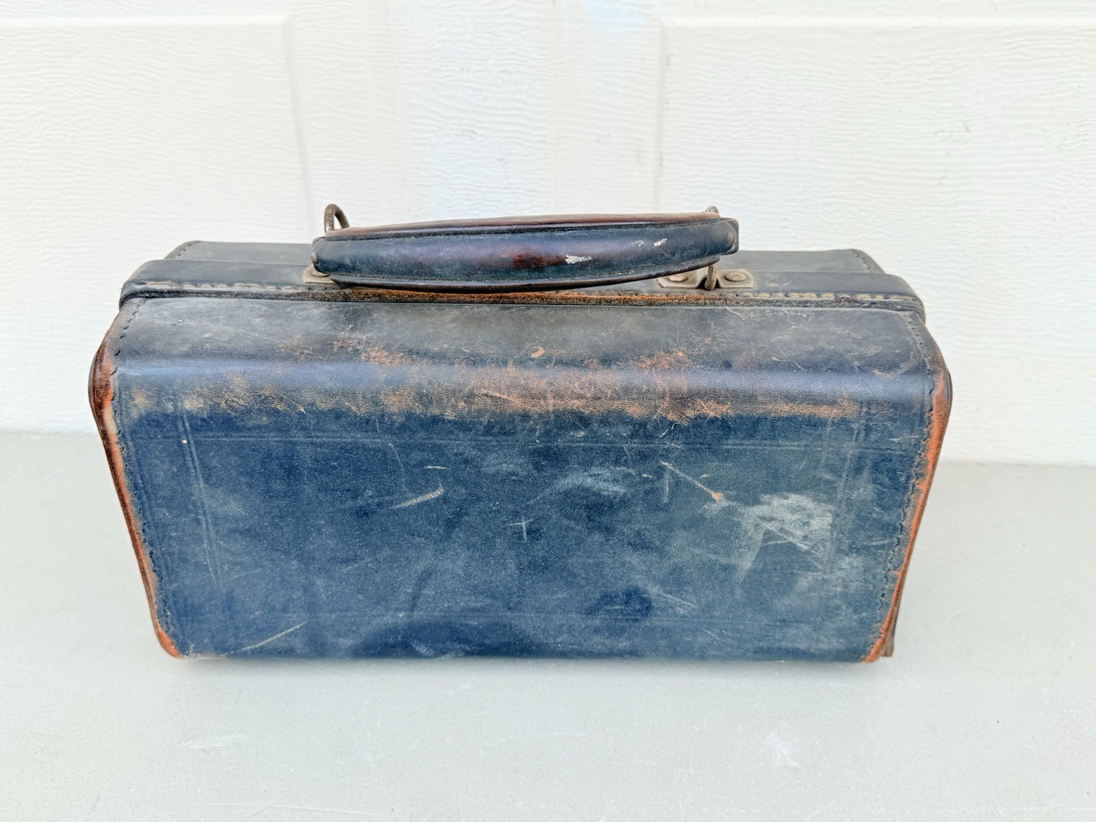 Antique Rare Doctor’s Medicine Kit Leather Travel Bag with Empty Vials