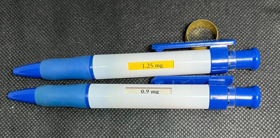 LOT of 2 PREMARIN Medical Drug Rep Pharmaceutical Pens Rotating Barrel