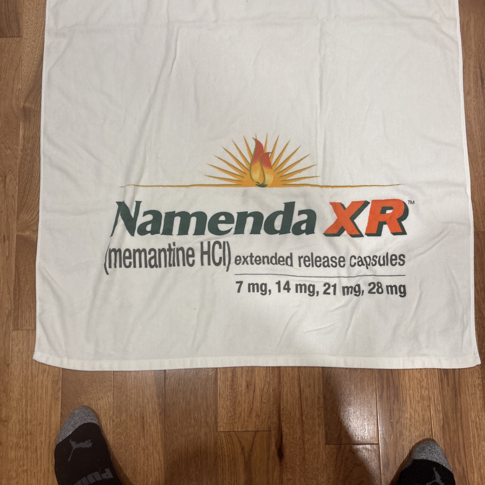 NAMENDA Pharmaceutical Drug Representative Promo 56” X 35” Cotton Back Towel EUC