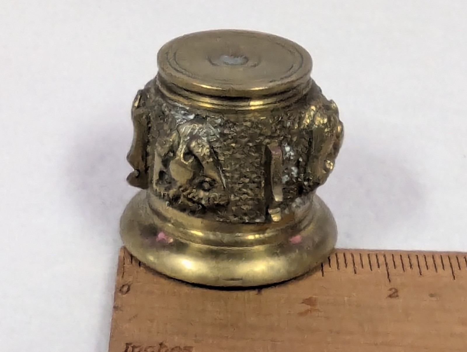 Vintage Brass Lion Head Mortar & Pestle Apothecary ~ Small 2″ 5 oz. Collectible