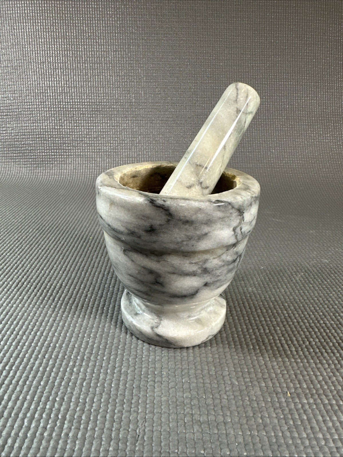 VINTAGE MORTAR IN MARBLE STONE & PESTLE TO COOK OR APOTHECARY GRINDING TOOL