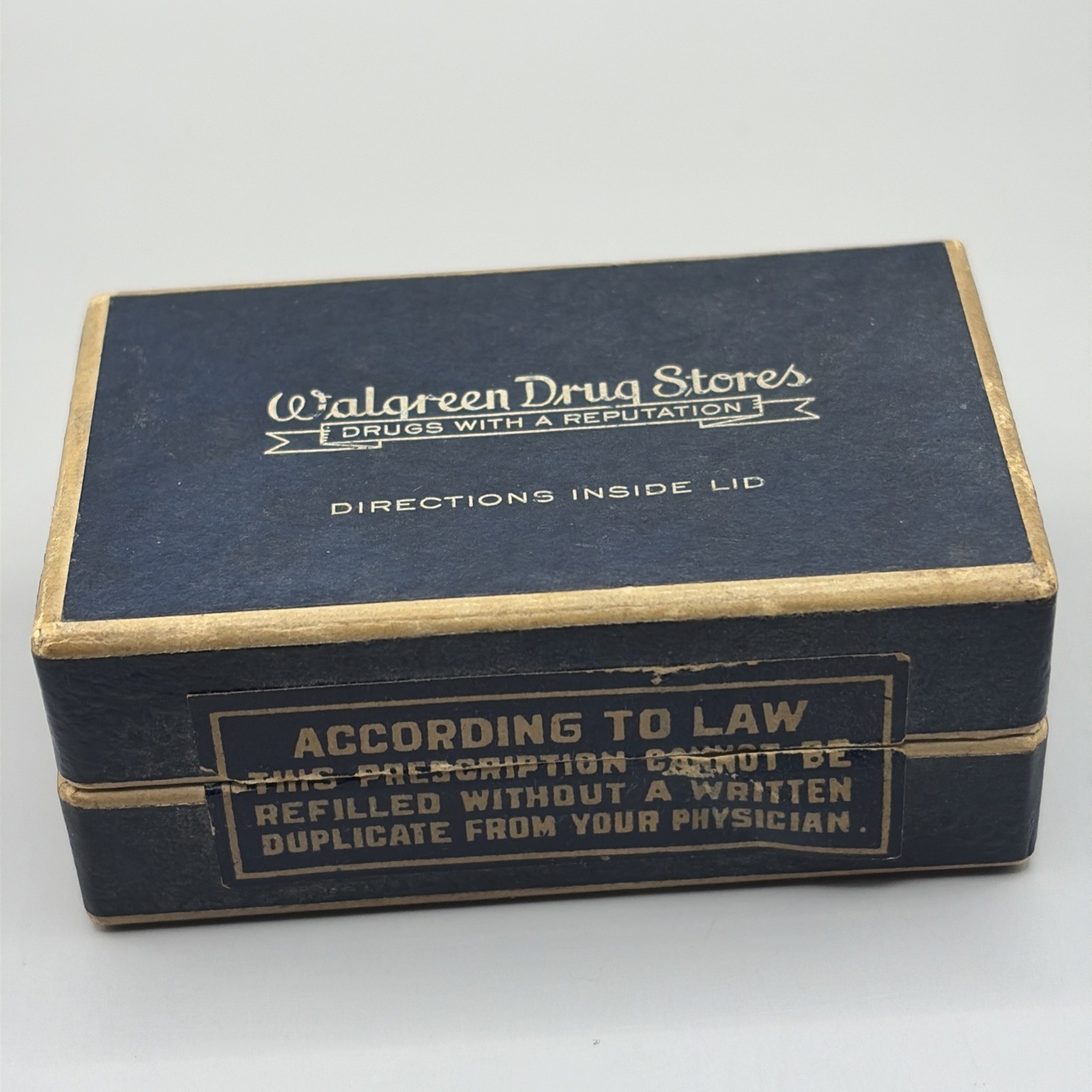 1939 Walgreen Drug Stores Pharmacy Medicine Box