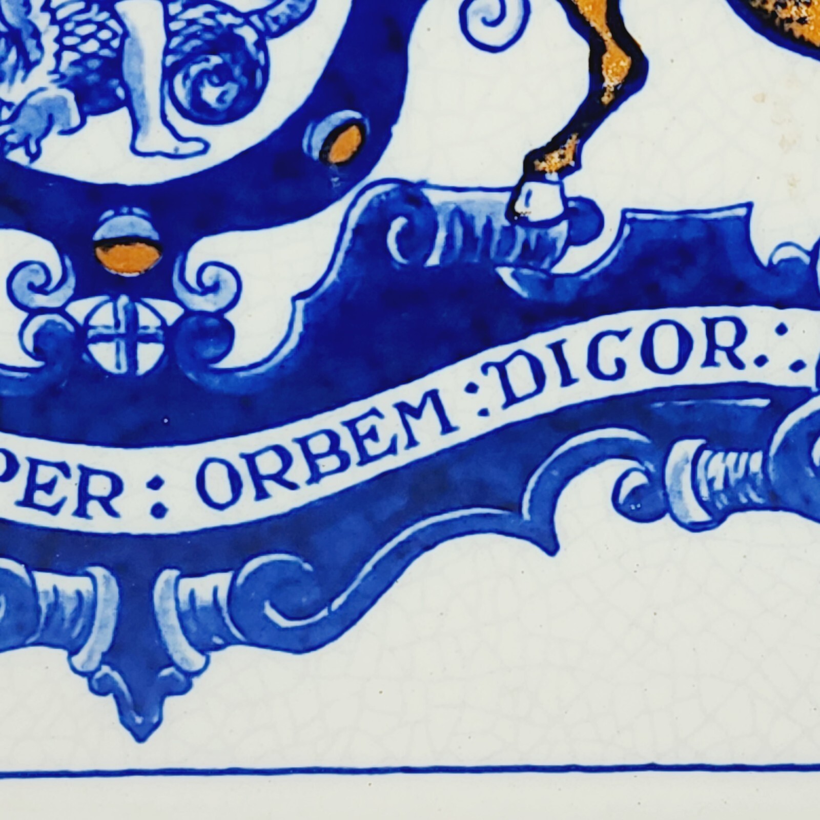 BLUE DELFT HOLLAND HANDMADE PILL TILE BURROUGHS WELLCOME CO. 1982