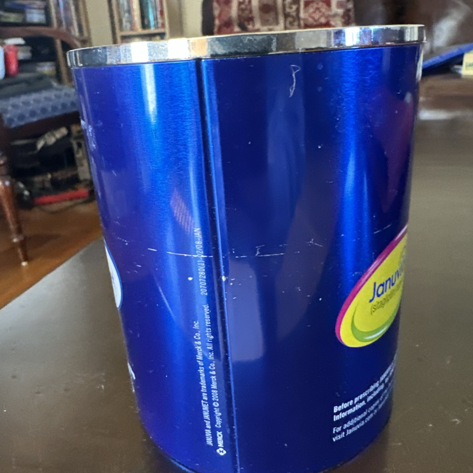 Januvia/Janumet collectible container with lid