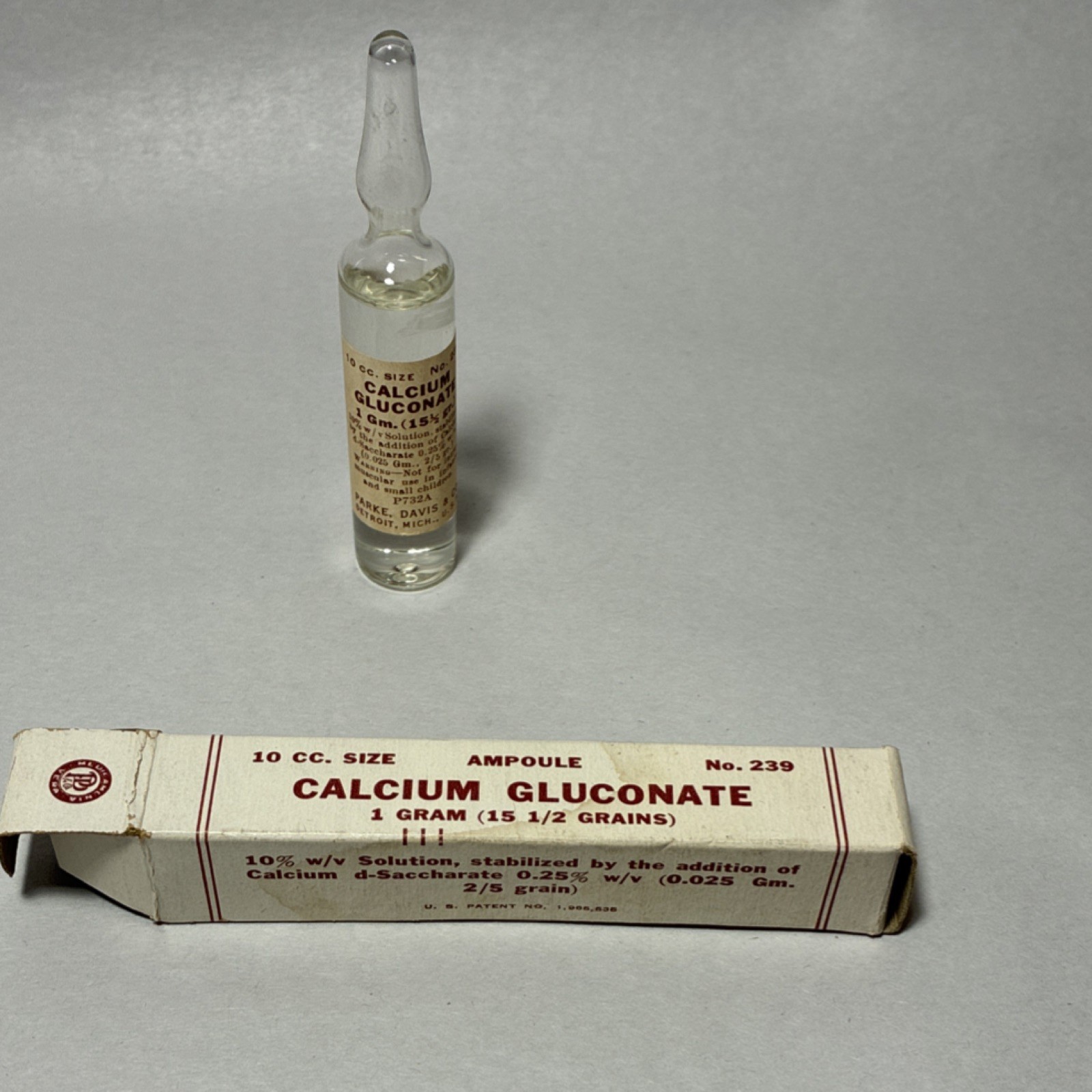 Vintage Parke Davis Calcium Gluconate Ampoule 10cc 1g No.239 with Box Detroit MI