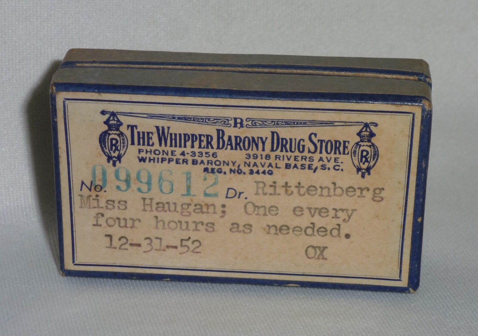 Vintage Charleston Naval Base, SC Hinged Drug Store Pharmacy Pill Box – Navy