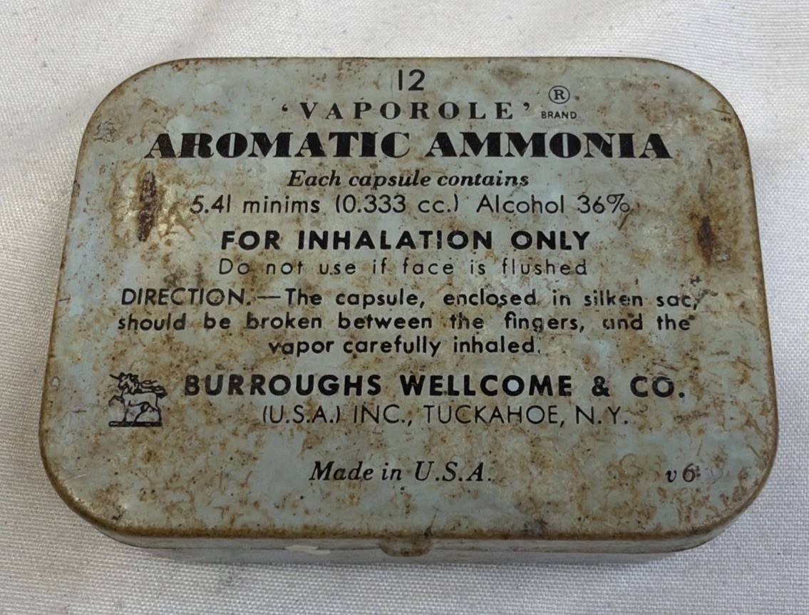 BURROUGHS WELLCOME & CO Vaporole Aromatic Ammonia Vintage Tin
