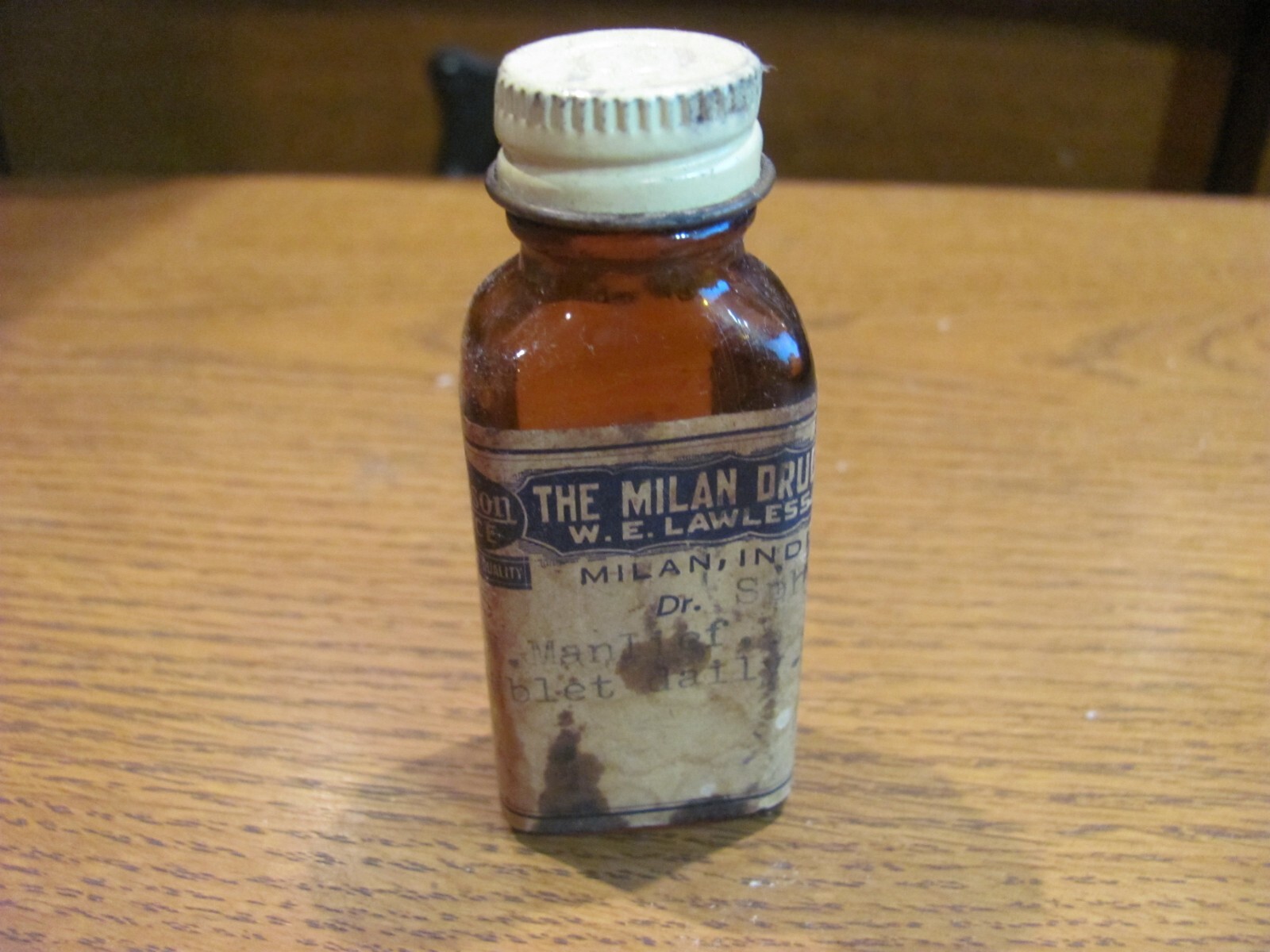 Vintage THE MILAN DRUG Bottle W.E. Lawless Pharmacy McKesson Service Indiana