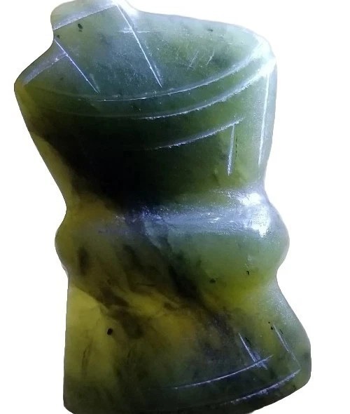 Green Jade Pin Pharmacists Pharmacy Mortar / Pestle Lapel Hat Tie Pin Vintage