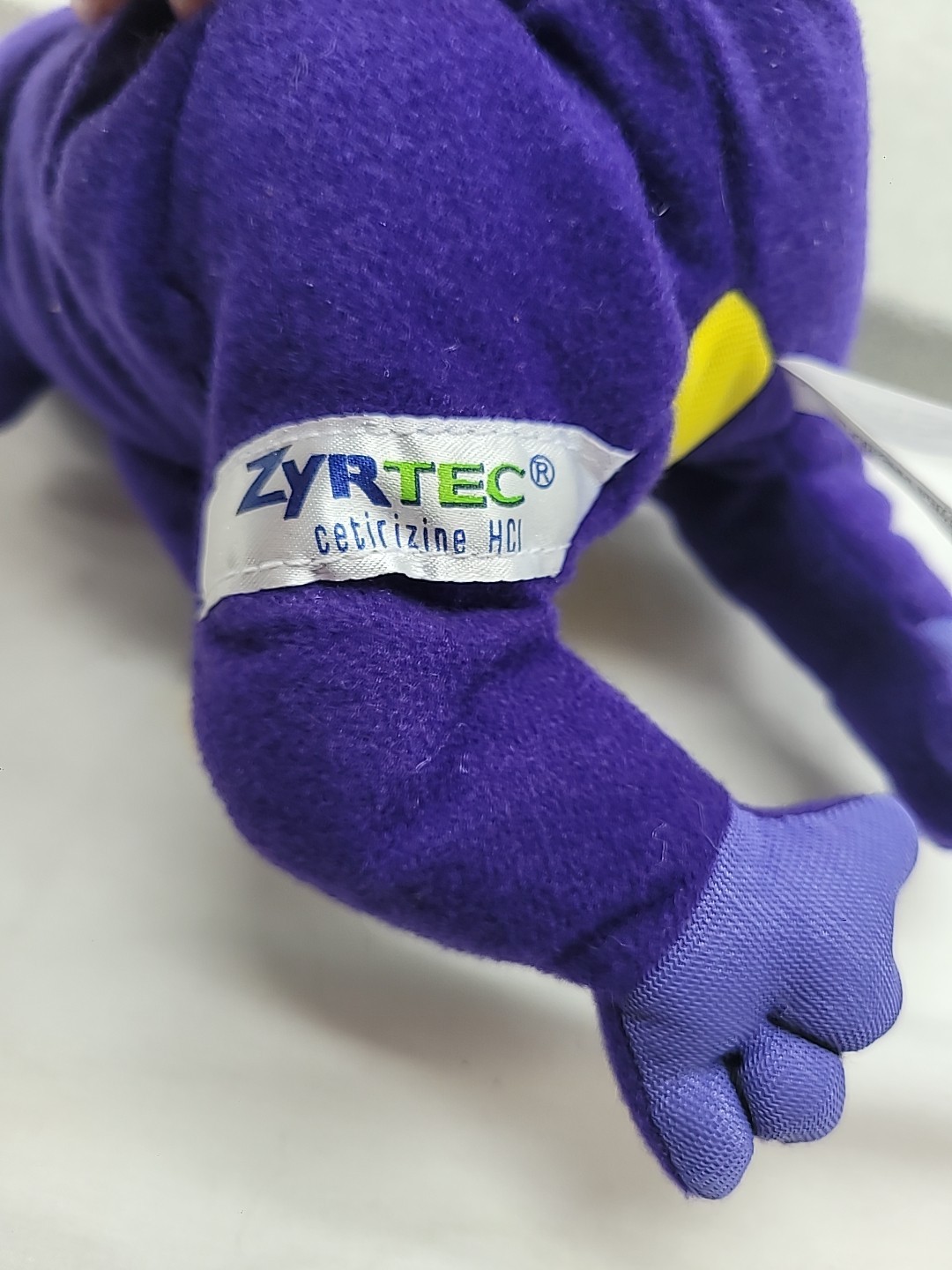 Zyrtec Purple Gorilla Plush Beanbag Toy Advertising Promo Pharmac Monkey 6″ 1998