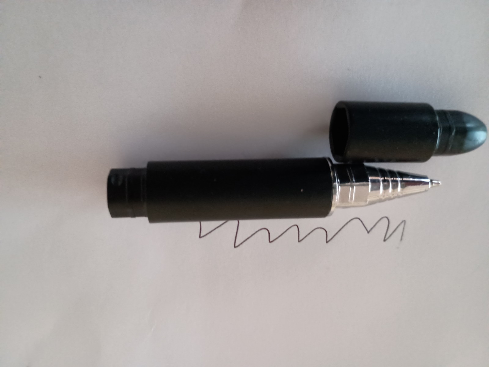 Doctors Without Borders, Field Flashlight Pen and Screwdriver Set