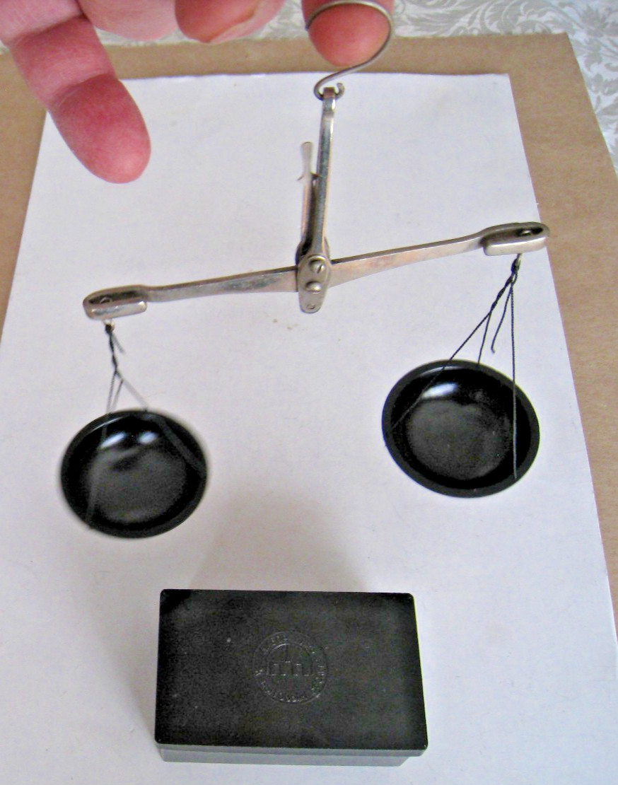 Vintage 1979 Russian Balance Scale & Weights Set