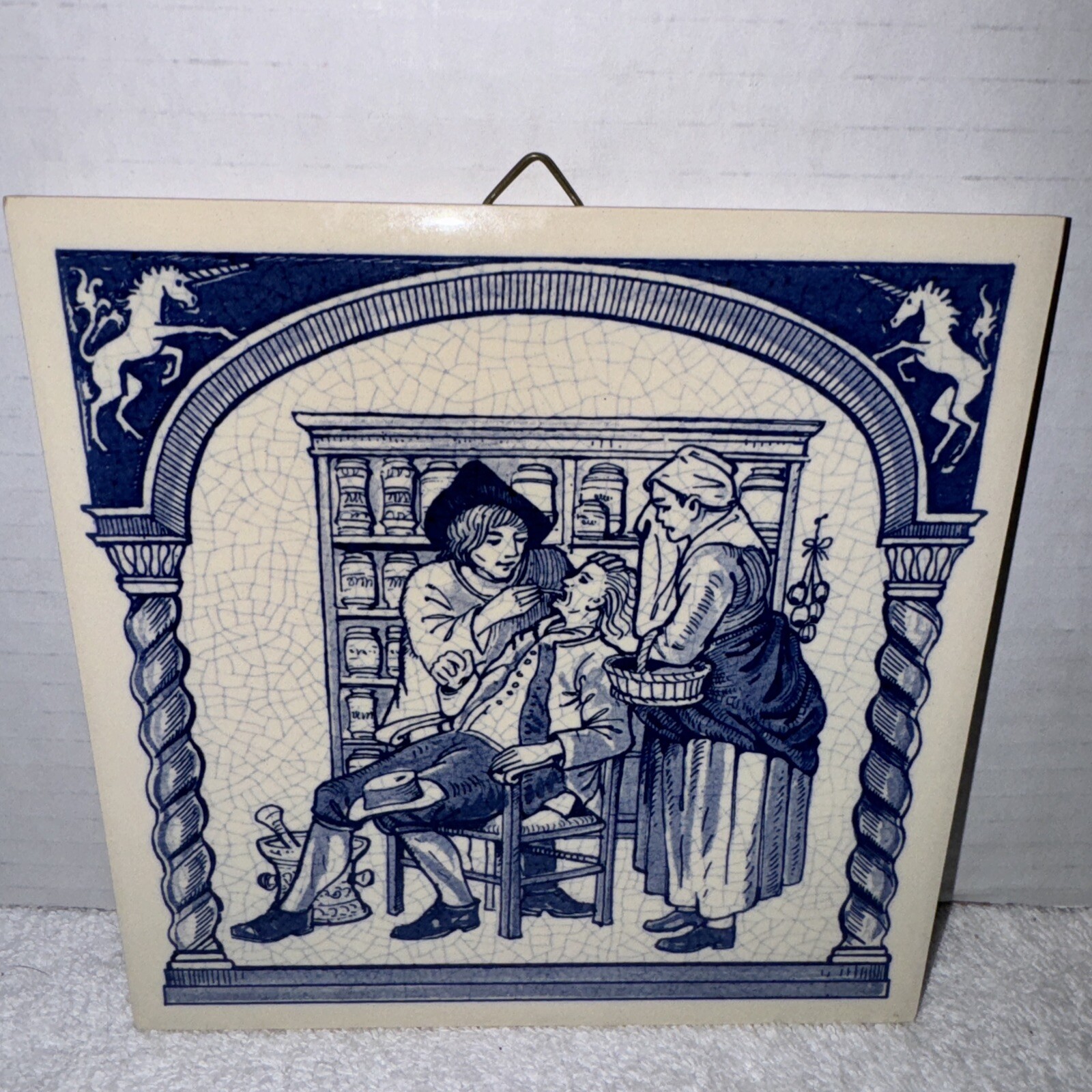 1986 BURROUGHS WELLCOME Pill Tile THE PHARMACIST DIAGNOSING Delft Holland (L-2)