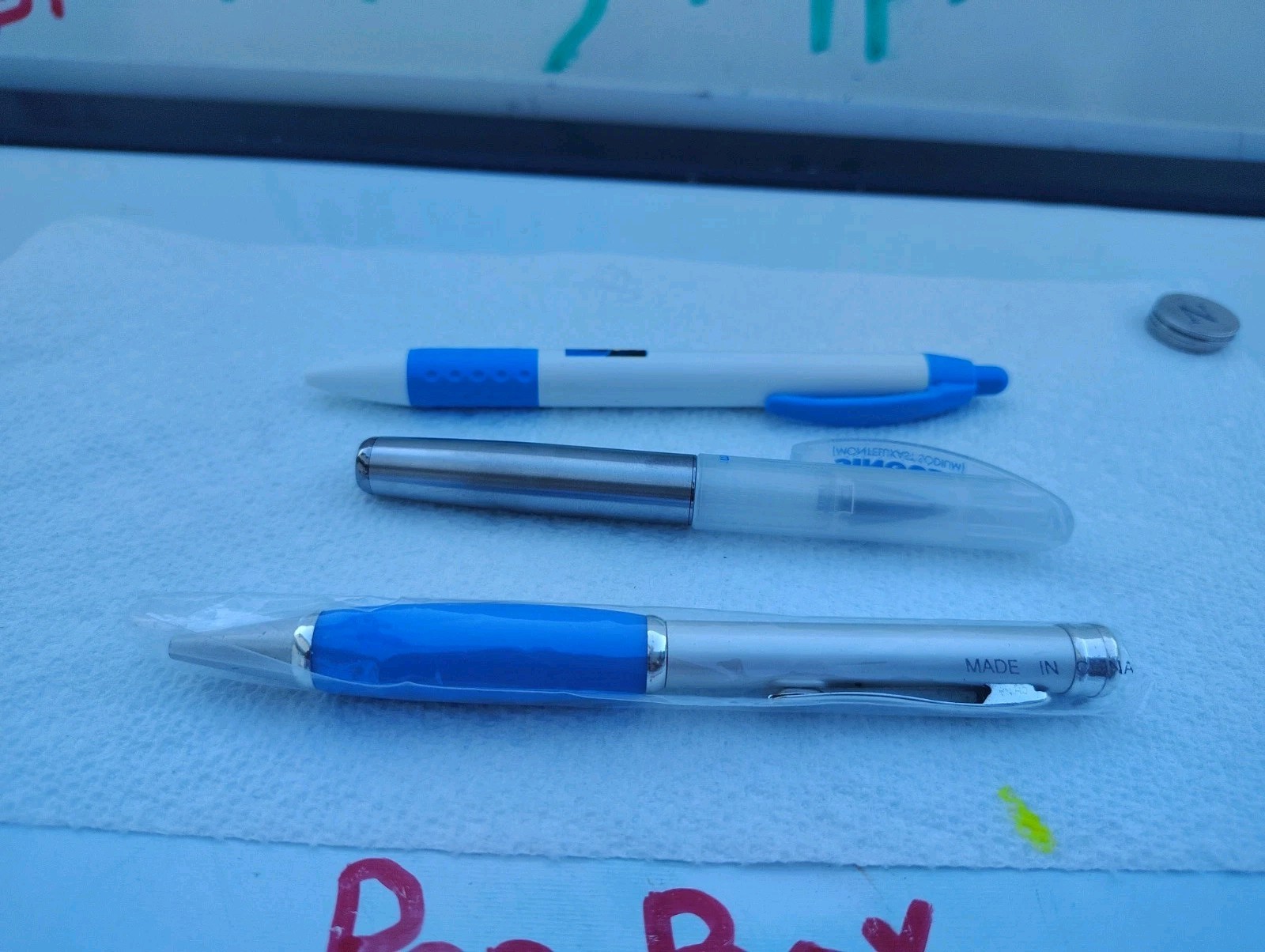 Singulair 3 pen lot 2 Metal 1plastic Drug Rep Pharma Movie Prop Swag New