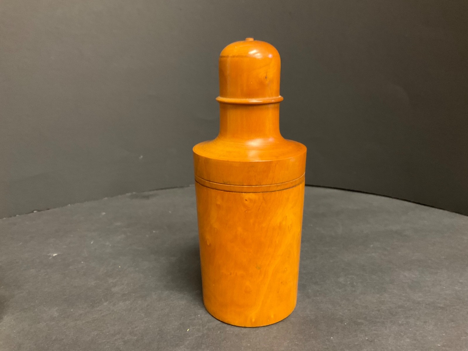 Antique Apothecary Glass Bottle With Treen Case 19th Century-Bottle topper Stuck