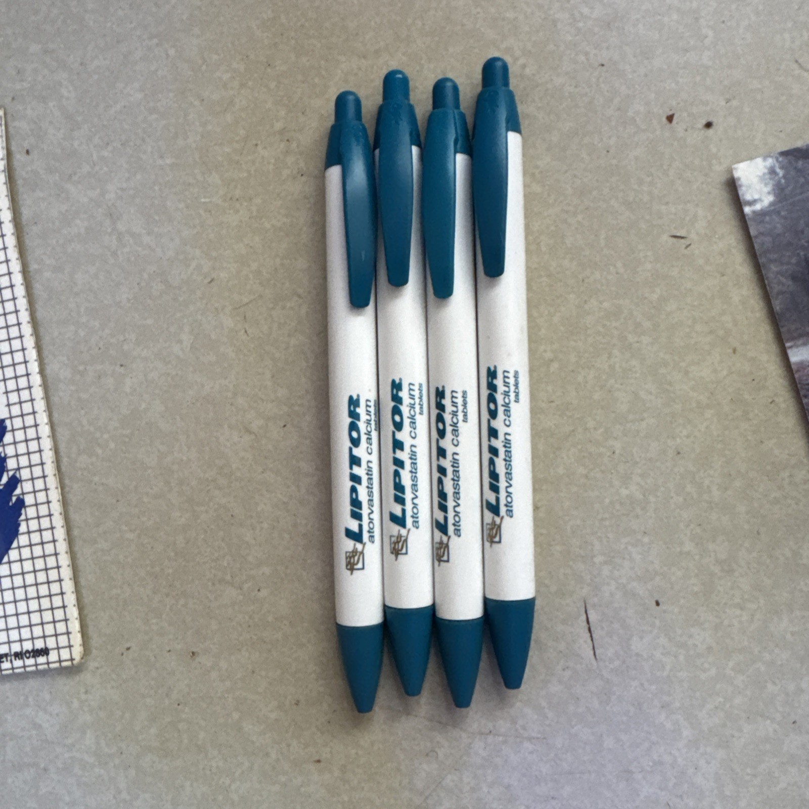 Lot Of 4 New Lipitor Pharmaceutical Drug Rep Clip Pens