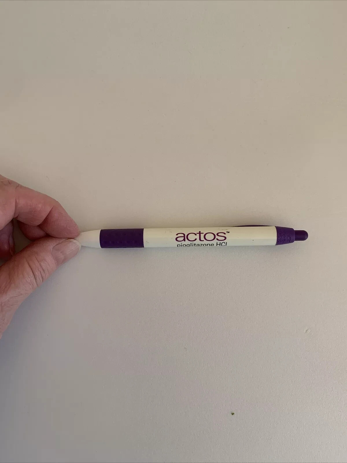 LOT OF 10 UNIQUE Pharmaceutical Pens; Drug Rep; All Drugs Start with Letter “A”