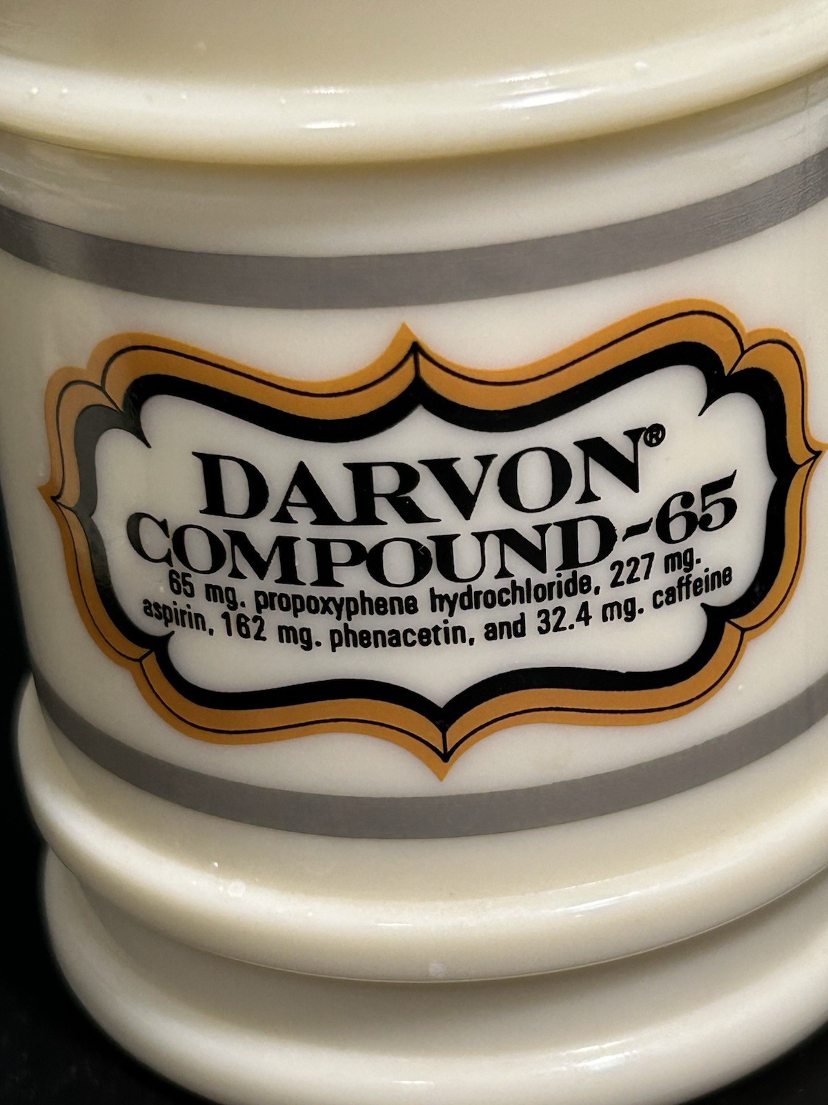 Darvon Compound – 65 Custard Glass Apothecary Jar Great Graphics Vintage Pharma