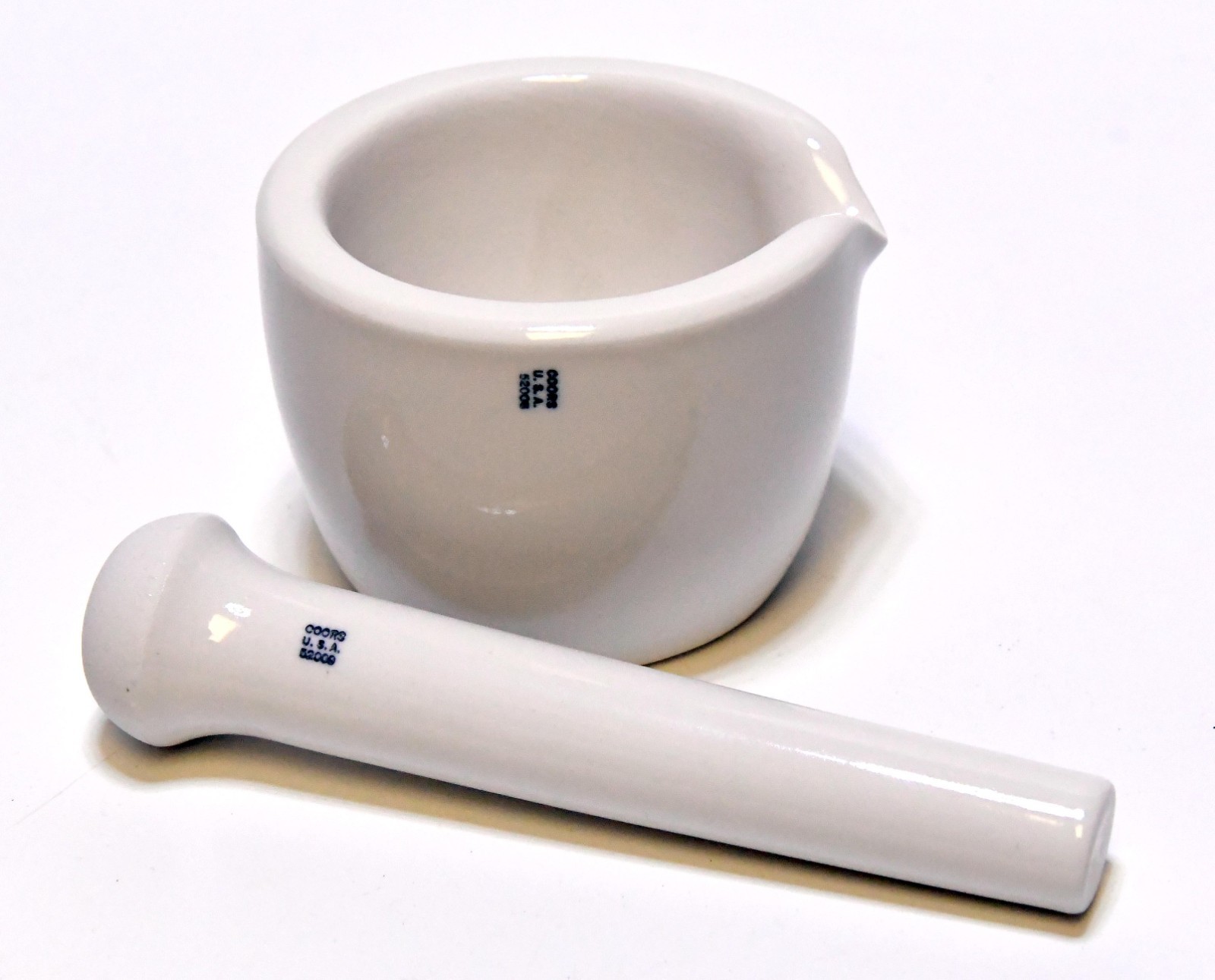 COORS 52006 MORTAR AND 52009 PESTLE WHITE CERAMIC