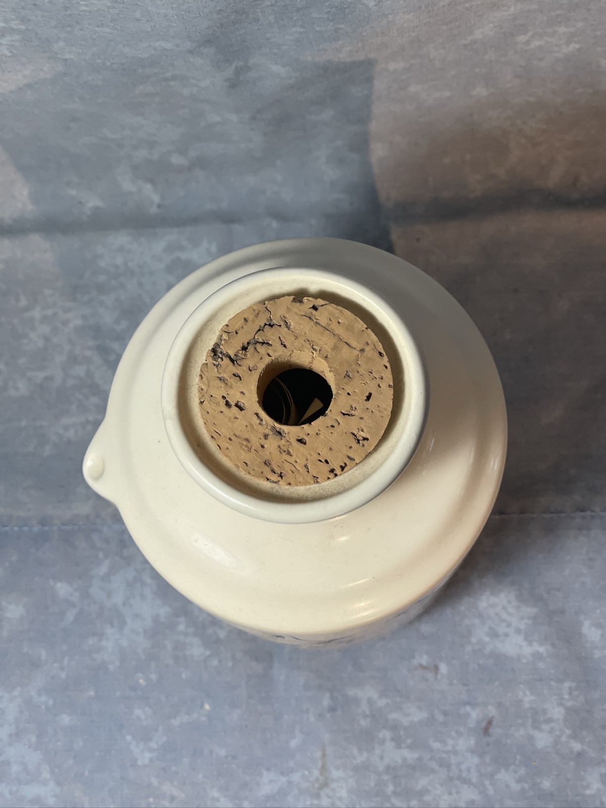 Eli Lilly Westminster Inhaler Ceramic Apothecary Jar Cork Nonfunctional