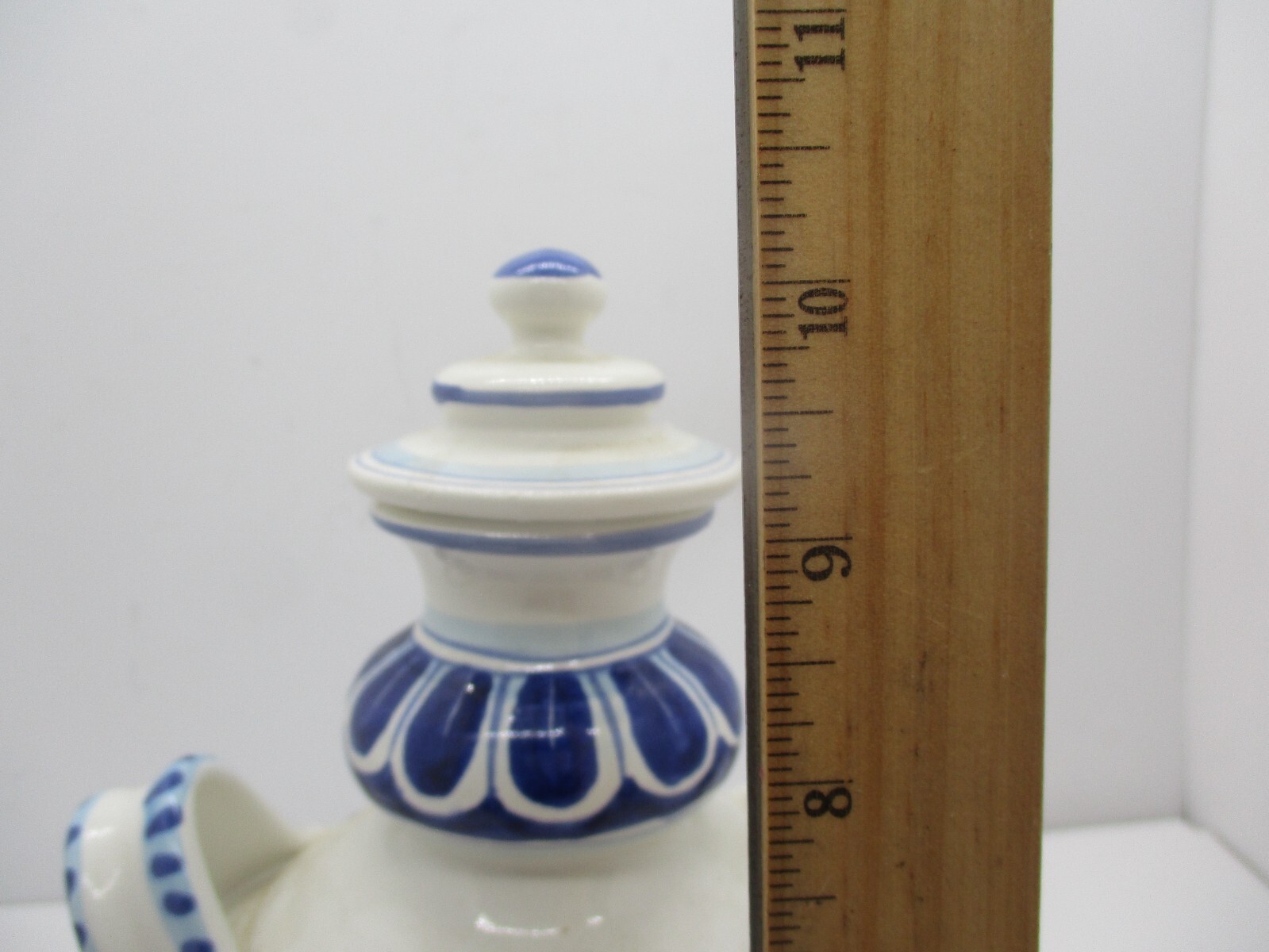 Amazing Pharmacy Apothecary Jar “Aq Mele” Blue and White Hand Painted Deer