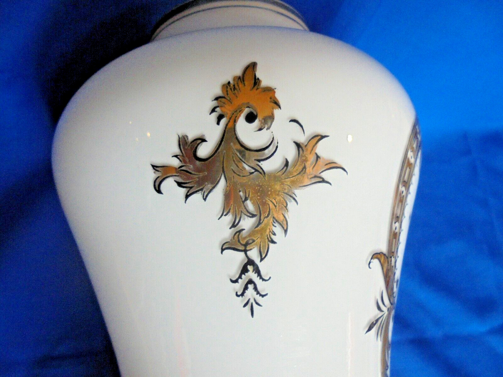 Vintage Buttyr Cacao White Glass Apothecary Jar Pharmacy MCM Mid Century Modern