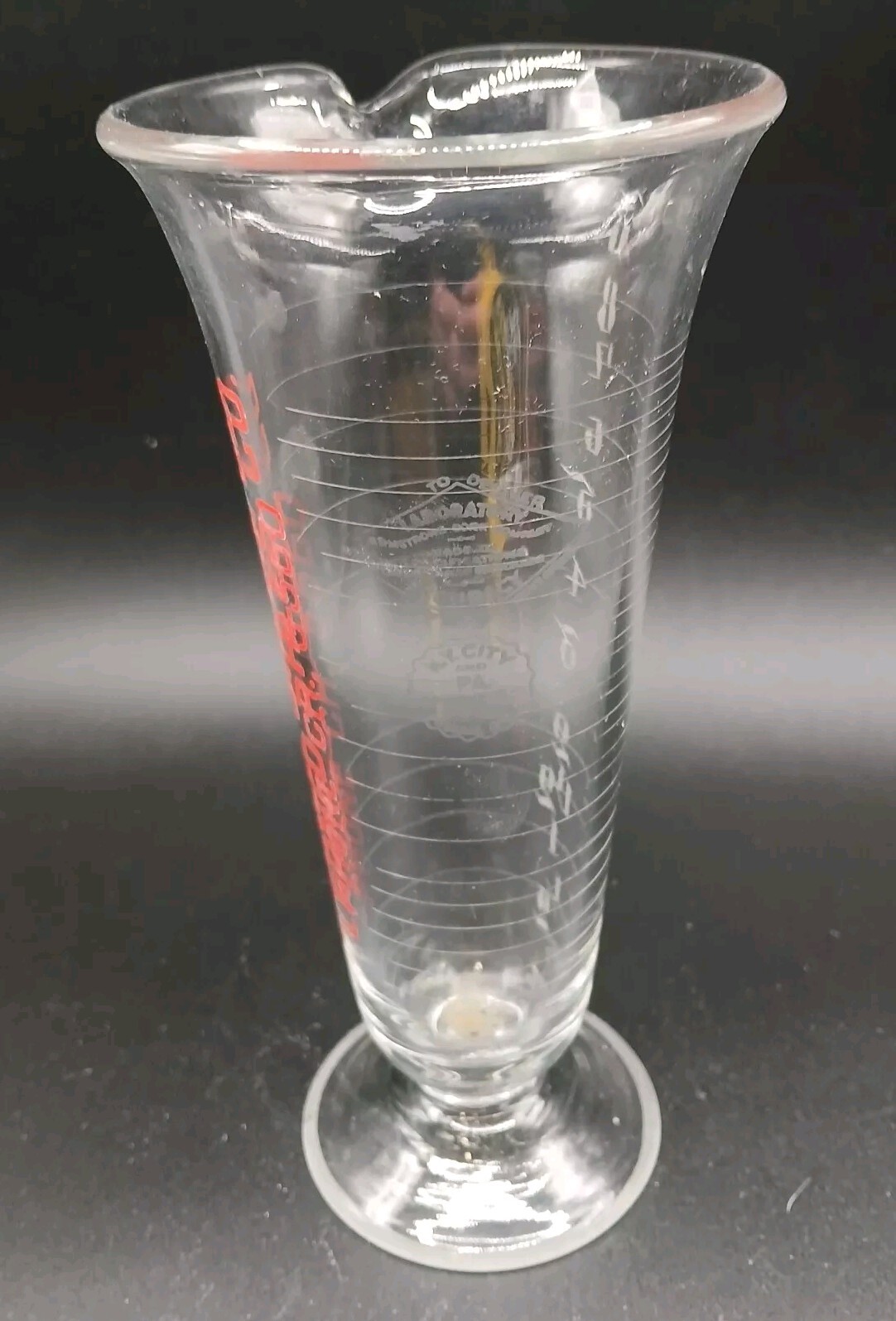 Vintage Advertising Apothacary 8 0z Glass Etched Laboratory Beaker-Larned Sales